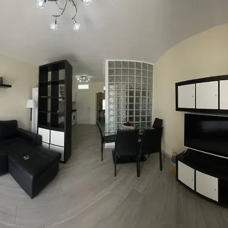 Estrella Del Sur Apartman *